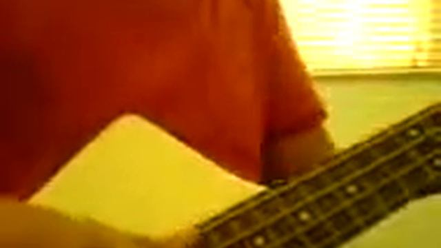 headless bass player in red смотреть онлайн