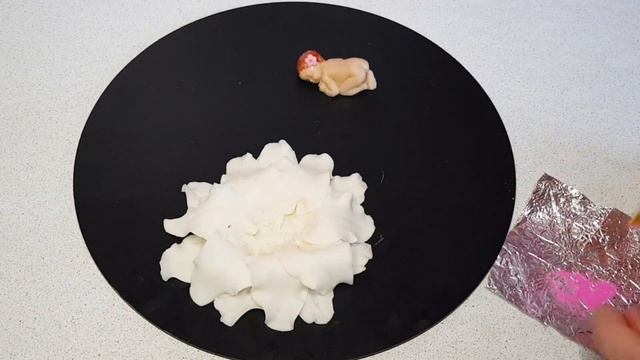 ЦВЕТОК колыбелька с МАЛЫШОМ. Украшение ТОРТА НА КРЕСТИНЫ смотреть онлайн