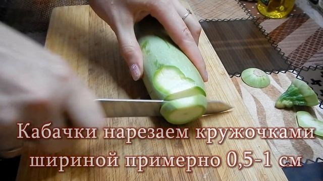 Кабачки жареные в кляре с чесночком. Рецепт смотреть онлайн