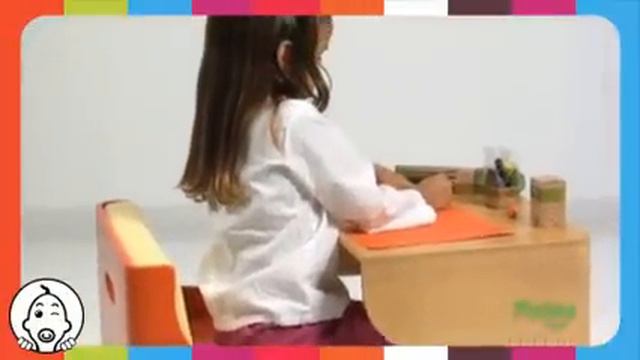 giggle Presents P'kolino Kids' Klick Desk and Chair Set смотреть онлайн