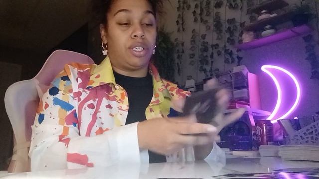 They want to be serious but you're still healing from the toxic cycle of being breadcrumbed! смотреть онлайн