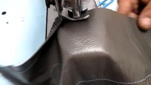 Швейная машина ПМЗ, колонковая, беспосадочная, двухигольная, класс 2324.