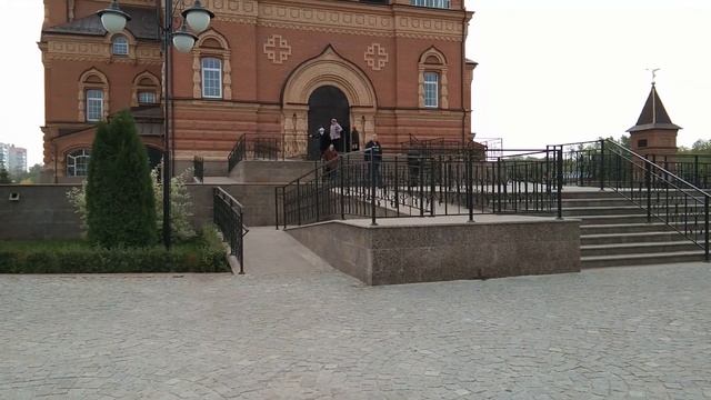 ХРАМ КАЗАНСКОЙ ИКОНЫ БОЖЬЕЙ МАТЕРИ . ЗВОН КОЛОКОЛОВ . смотреть онлайн