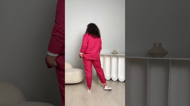 Intikoma. Женская одежда plus size. Брюки "Кейп", Джемпер "Паради" , Жакет "Багги" смотреть онлайн