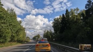 Став невестой банкира, медсестра за месяц до свадьбы оказалась на улице… Ответ сироты потряс богача