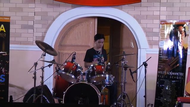 WSMS Drums Recital MOI 23.11.14 - Jerell 'Thian' Corinthian Nehemia смотреть онлайн