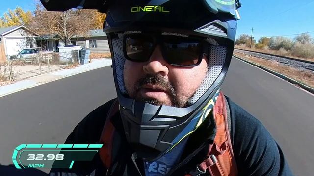 Speedo vs GPS Stock Sur Ron Electric Dirt Bike Speed Test смотреть онлайн