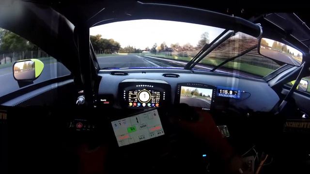 Aston Martin Vantage V8 2018 Sarà lei la Sauro mobile perfetta? Assetto corsa Competizione V1.8 смотреть онлайн