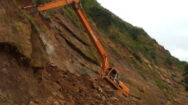 DAEWOO 300 EXCAVACIÓN MECÁNICA VID2 смотреть онлайн