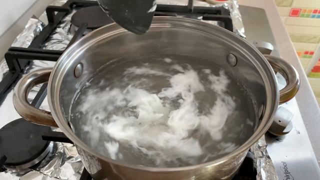 Яйца Пашот как приготовить за 2 минуты! Как сварить яйцо в мешочек. Завтрак смотреть онлайн