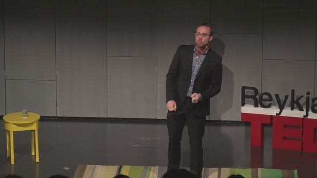 Why I teach people how to hack | Ýmir Vigfússon | TEDxReykjavík смотреть онлайн