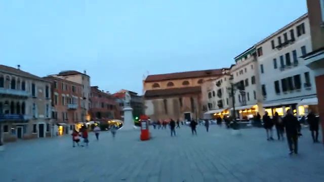 Первый раз в Европе. Венеция. Темнеет смотреть онлайн