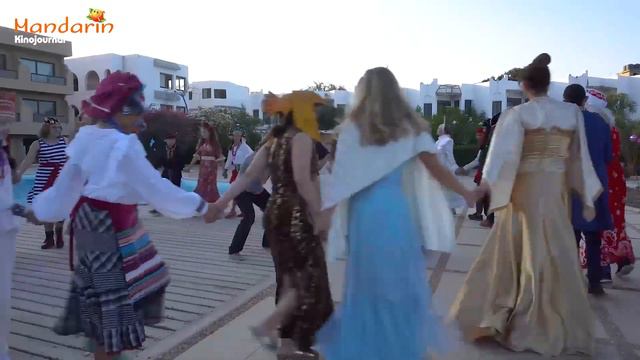 НОВЫЙ ГОД НА БЕРЕГУ КРАСНОГО МОРЯ! смотреть онлайн