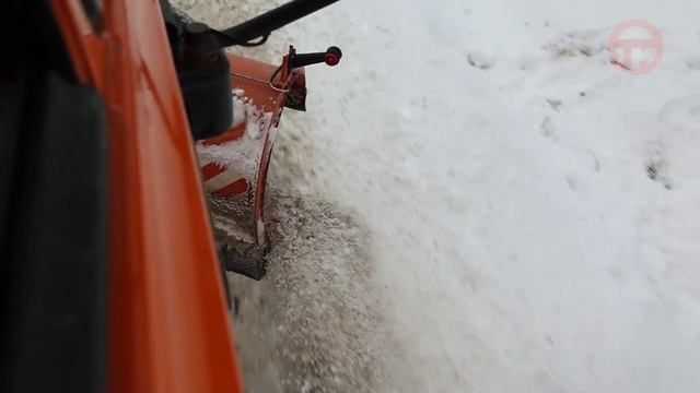 Снегоуборочная техника очищает Уссурийск смотреть онлайн