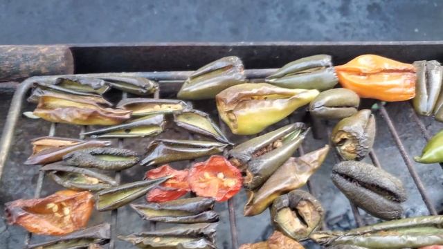 Чипотле из перца Халапеньо, Каролина рипер и Хабанеро. смотреть онлайн