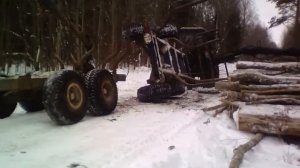 МТЗ перевернулся