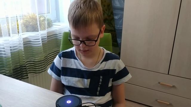 Обзор Яндекс Станции. Новогодний подарок. смотреть онлайн