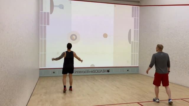 PONG - interactiveSQUASH смотреть онлайн