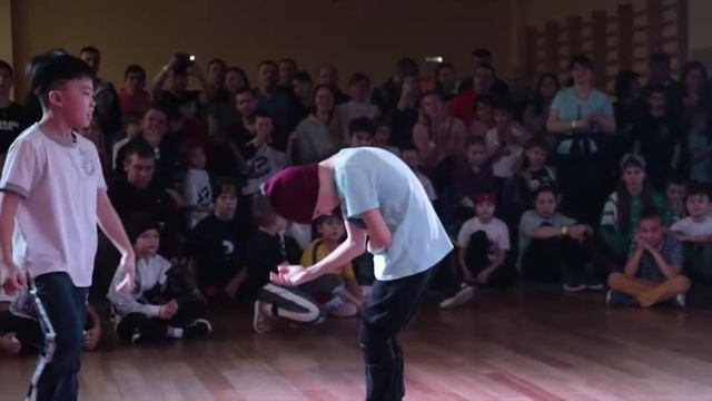 ТАЙЛУНГ х B BOY ЛЁХА | ОТБОР 7-10 ЛЕТ | BREAKING 1x1 смотреть онлайн