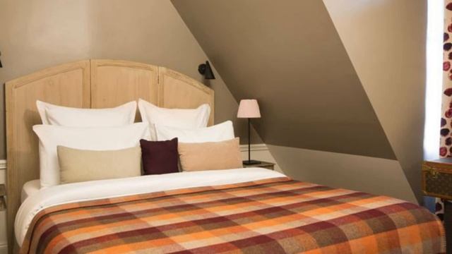 city tour of France Attractions город тур франция достопримечательности Hotel Le Petit Chomel смотреть онлайн