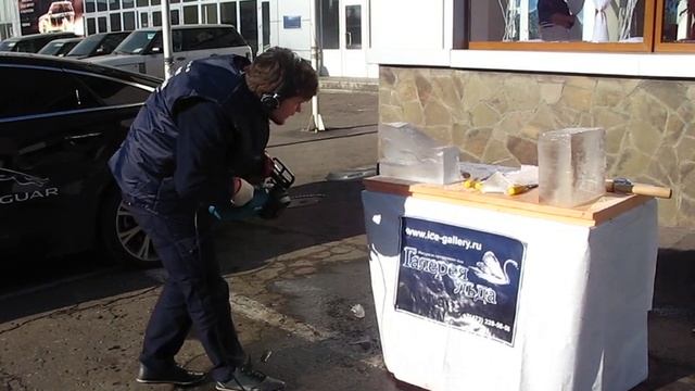 автосалон Ягуар_3 смотреть онлайн