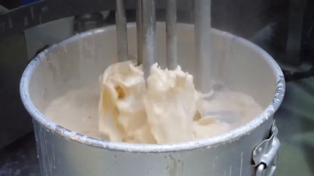 Тофу трех разных цветов производство Кореи.Tofu in three different colors made in Korea. смотреть онлайн