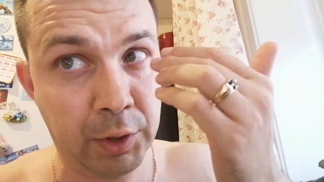 Как вытащить линзу из под верхнего века смотреть онлайн
