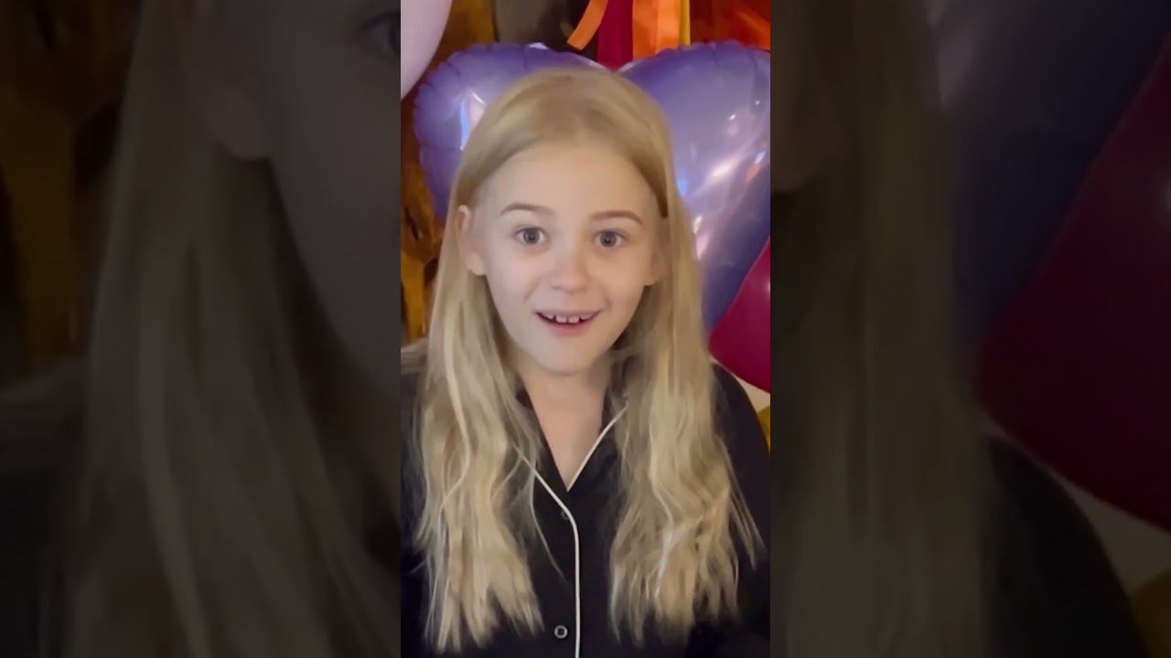 Дочки записали совместную песню! смотреть онлайн