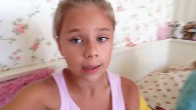 Д.Р. У ЛУЧШЕЙ ПОДРУГИ смотреть онлайн