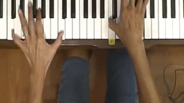 Bohemian Rhapsody Piano Solo Version Tutorial 1 (of 3) смотреть онлайн