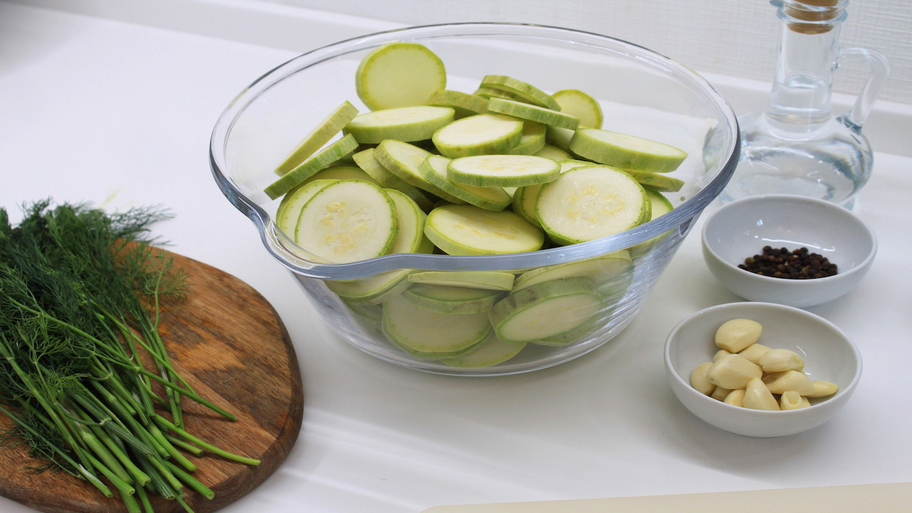 КАБАЧКИ маринованные без стерилизации вкуснейшие! вы полюбите КАБАЧКИ смотреть онлайн