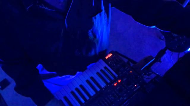 Good Morning Song: Behringer Model-D and MS-1 Synth Demo With Vintage Casio CZ-1 and Roland Juno D смотреть онлайн