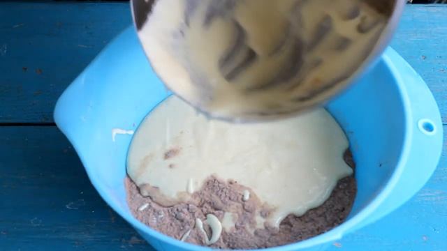 ШокоЛадный БисКвиТ на Раз-Два-Три! ?Простой Рецепт ШоколаДного БискВита смотреть онлайн