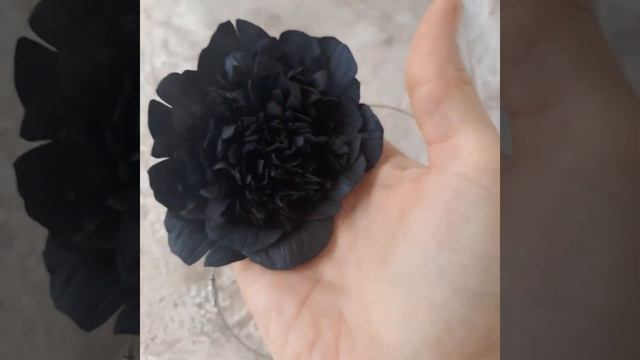 Чокер с пионом черный смотреть онлайн