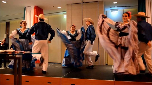 203rd Anniversary of Mexico's Independence Traditional Music and Dance смотреть онлайн