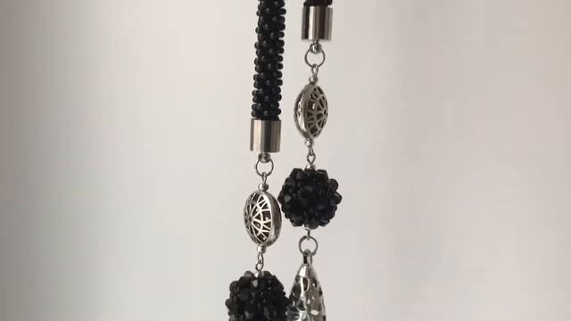 Лариат из бисера "Просто черный с подвеской" галстук пояс смотреть онлайн