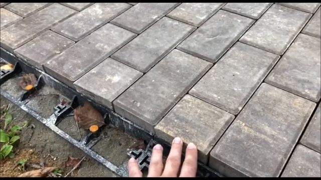 Мощение брусчатки | Пластиковые бордюры и опалубка для мощения