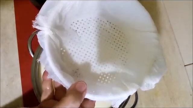 Branza Mozzarella de casa.Cea mai delicioasa branza. Reteta simpla смотреть онлайн