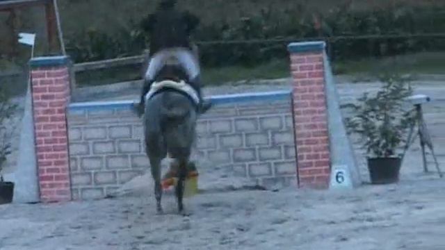 Chatelet 16/09/2006 1.30m смотреть онлайн