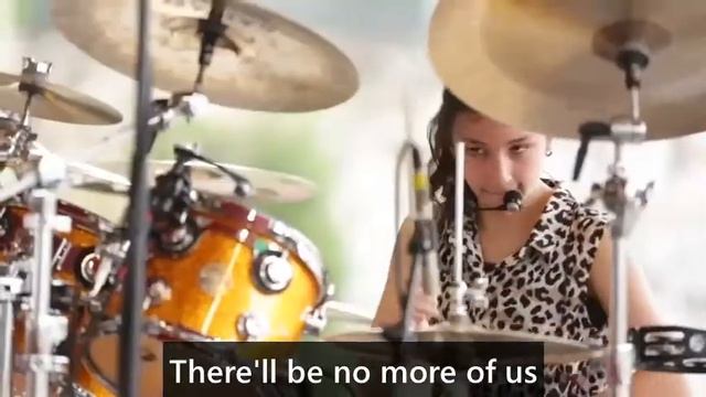 The Warning - Free Falling [Lyrics on screen + live @ LICEO] смотреть онлайн