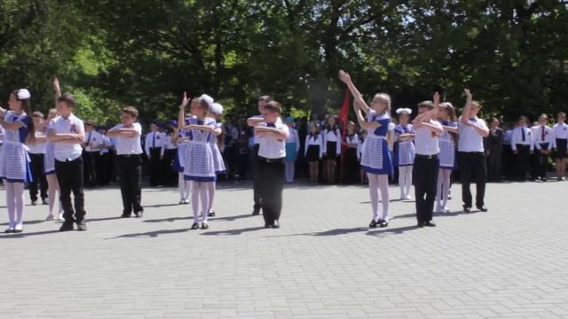 4А класс. 2018 год. Танец: Учат в школе.. смотреть онлайн