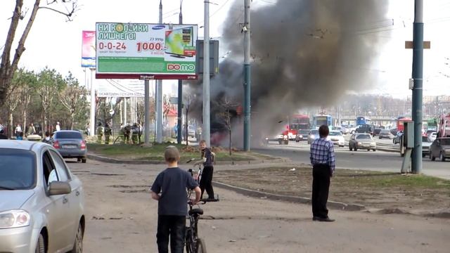 Автобус горит. смотреть онлайн