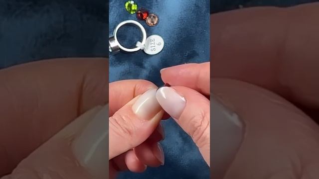 Кольцо и серьги, где кристаллы навинчиваются! Цвет подбирайте под настроение! Брала на AliExpress смотреть онлайн