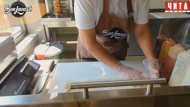 Ищем вкусную шаурму в Чите смотреть онлайн