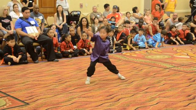 ICMAC 2016 Orlando - Rebecca Tse Hand form girls first timer смотреть онлайн