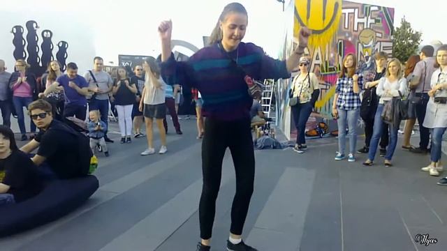 Локинг в Музеоне смотреть онлайн