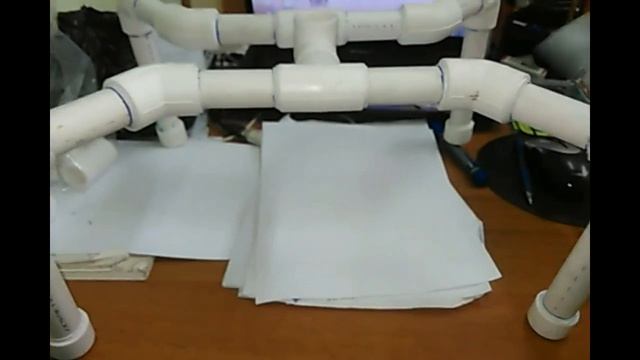 поделки из пластиковых труб. подставка для клетки смотреть онлайн