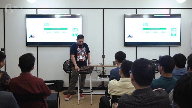 Yusuf Hadiwinata - Service Mesh Observability with Kiali смотреть онлайн