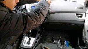 Демонтаж штатной магнитолы hyundai elantra md