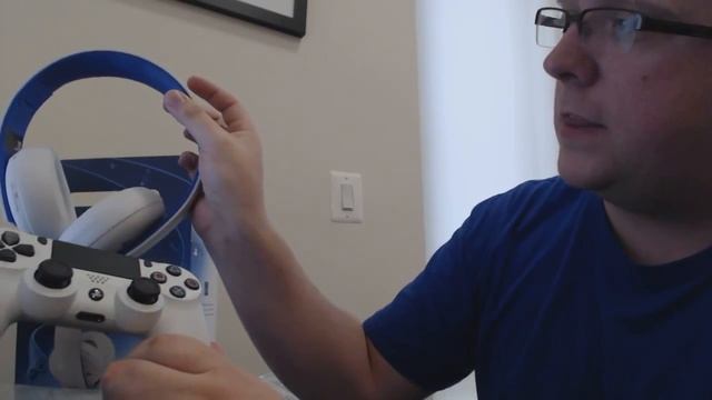PS4 Glacier White Gold Wireless Stereo Headset смотреть онлайн